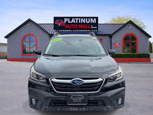 Crystal Black Silica 2022 Subaru Outback Premium