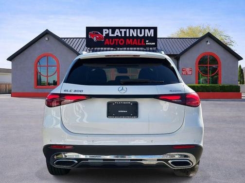 White 2024 Mercedes-Benz GLC 300 4MATIC