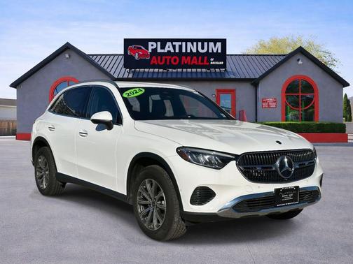 White 2024 Mercedes-Benz GLC 300 4MATIC