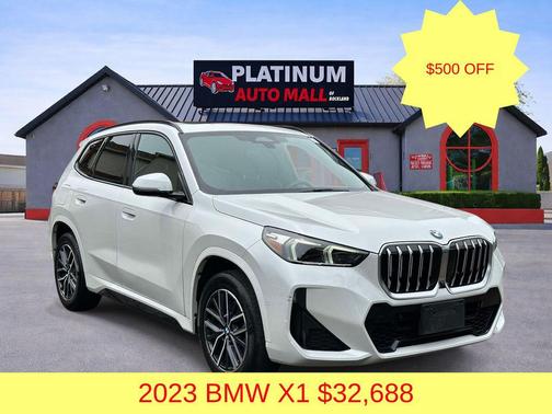 Mineral White Metallic 2023 BMW X1 xDrive28i