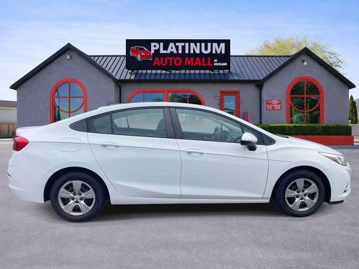 Summit White 2016 Chevrolet Cruze LS Auto