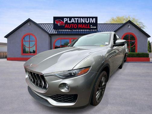 Gray 2018 Maserati Levante Base