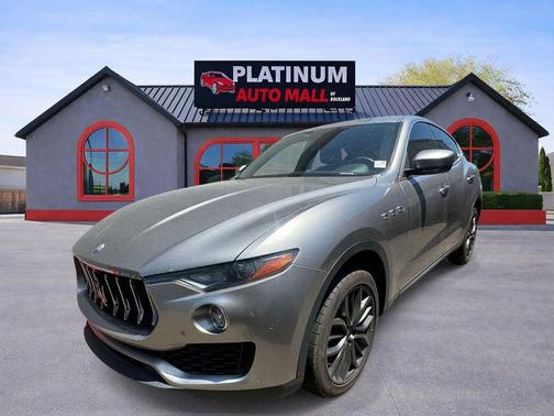 Gray 2018 Maserati Levante Base