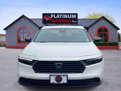 Platinum White Pearl 2024 Honda Accord Hybrid Sport