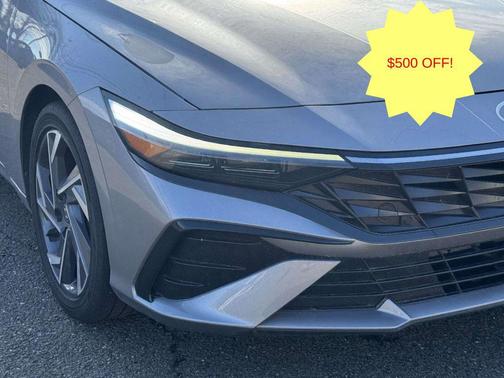 Fluid Metal 2025 Hyundai ELANTRA Limited