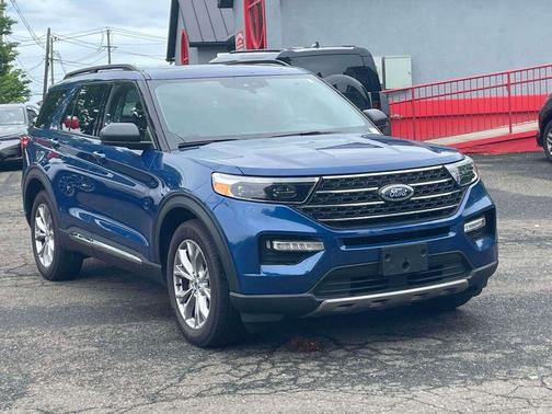 Atlas Blue Metallic 2023 Ford Explorer XLT