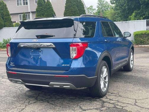 Atlas Blue Metallic 2023 Ford Explorer XLT