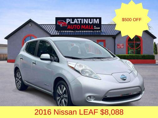 Brilliant Silver 2016 Nissan Leaf SV