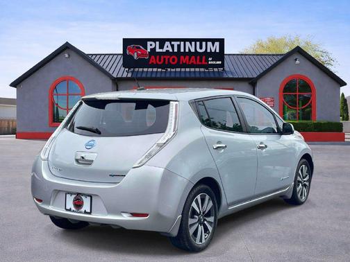 Brilliant Silver 2016 Nissan Leaf SV