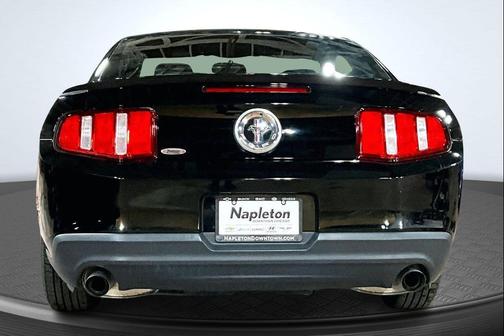 2012 Ford Mustang V6