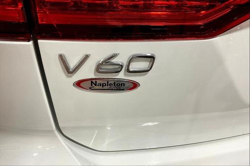 2024 Volvo V60 Cross Country B5 Plus