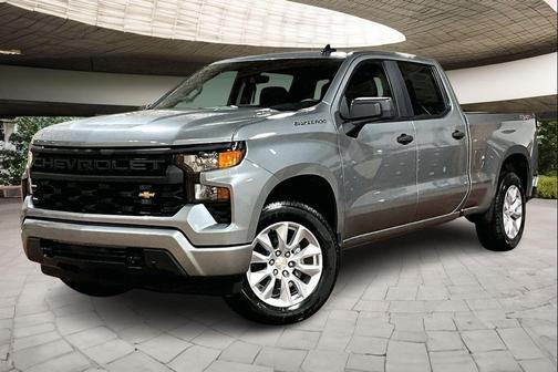Sterling Gray Metallic 2026 Chevrolet Silverado 1500 Custom
