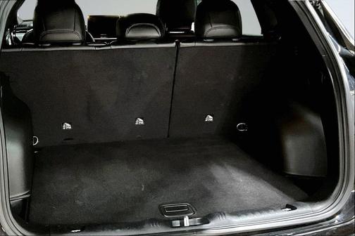 Diamond Black Crystal Pearlcoat 2025 Jeep Compass Latitude