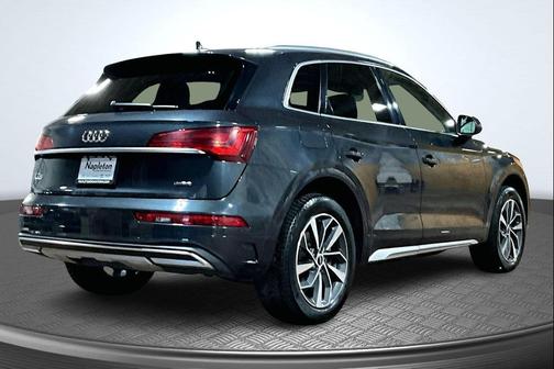 2021 Audi Q5 45 Premium Plus