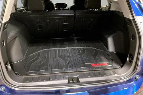Marine Metallic 2023 GMC Terrain SLE