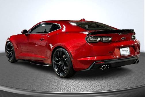 2021 Chevrolet Camaro RWD Coupe LT1