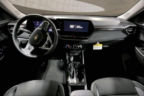 Mosaic Black Metallic 2026 Chevrolet Trailblazer LT