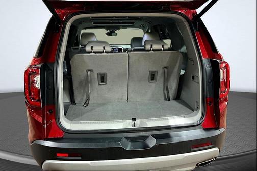 Volcanic Red Tintcoat 2023 GMC Acadia AWD SLT