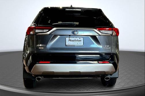 2022 Toyota RAV4 Hybrid SE
