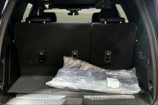 2026 Chevrolet Tahoe 4WD RST