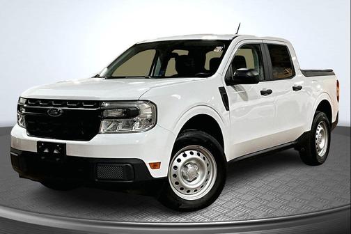 Oxford White 2023 Ford Maverick XL