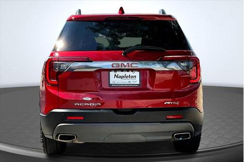 2022 GMC Acadia AWD AT4