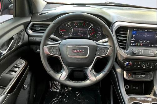 2022 GMC Acadia AWD AT4