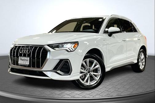 2024 Audi Q3 Premium 45 TFSI S line quattro Tiptronic