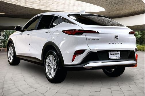 Summit White 2026 Buick Envista Preferred FWD