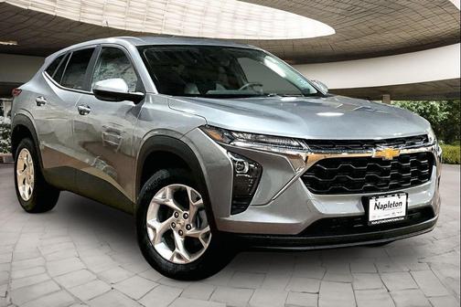 Sterling Gray Metallic 2026 Chevrolet Trax LS