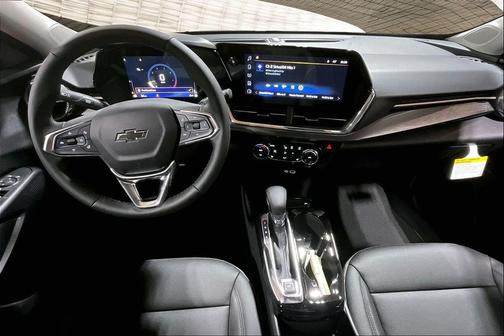 Summit White 2026 Chevrolet Trax FWD ACTIV