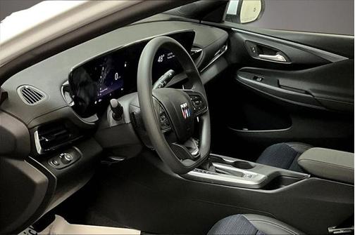 2025 Buick Envista Preferred FWD