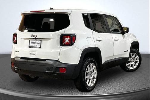 Alpine White Clearcoat 2023 Jeep Renegade Latitude