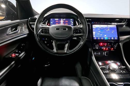 2022 Jeep Grand Cherokee 4xe Overland