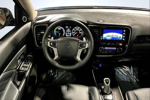 2018 Mitsubishi Outlander PHEV GT