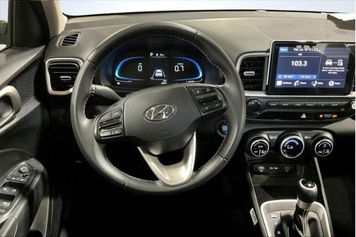 2024 Hyundai VENUE SEL