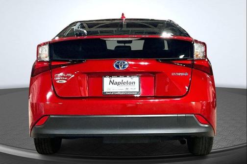 2021 Toyota Prius LE