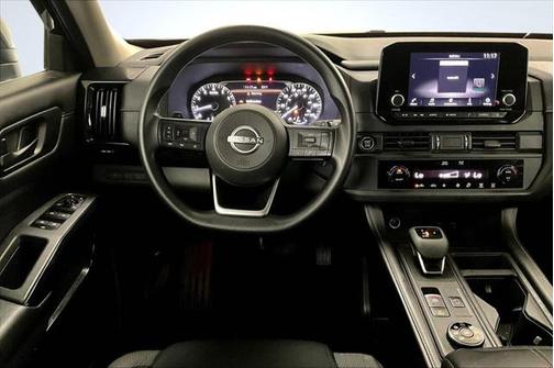 2024 Nissan Pathfinder S