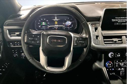2022 GMC Yukon XL SLT