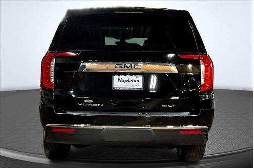 2022 GMC Yukon XL SLT