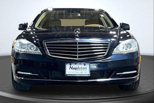Majestic Black Metallic 2010 Mercedes-Benz S-Class 4MATIC