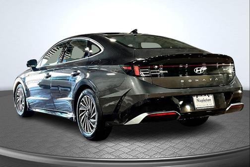 2024 Hyundai SONATA Hybrid Limited