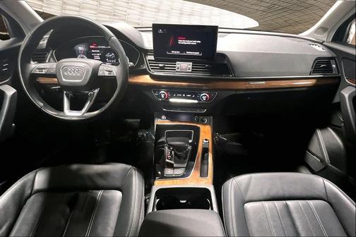 2023 Audi Q5 45 S line Premium Plus