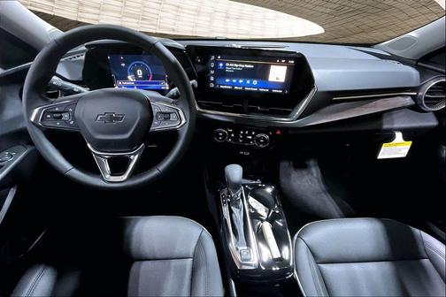 Cacti Green 2026 Chevrolet Trax FWD ACTIV