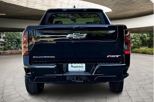 2025 Chevrolet Silverado EV RST