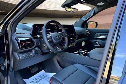 2025 Chevrolet Silverado EV RST