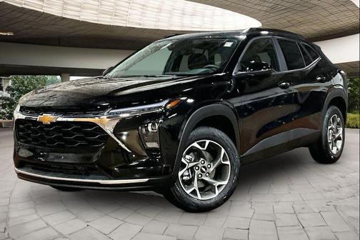 Mosaic Black Metallic 2026 Chevrolet Trax LT
