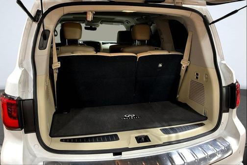 2021 INFINITI QX80 Luxe