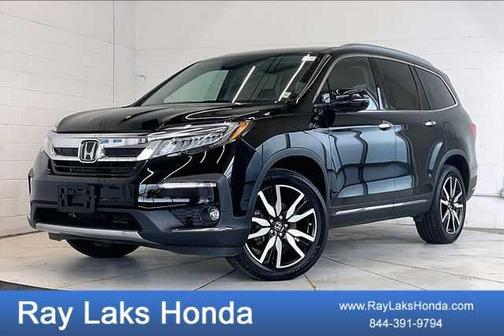 Crystal Black Pearl 2021 Honda Pilot Touring 7-Passenger