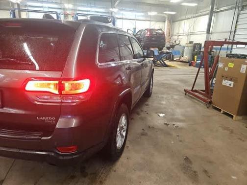 2020 Jeep Grand Cherokee Laredo E
